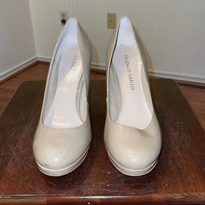 Franco Sarto Ladies Beige closed toe Heel pumps 8M